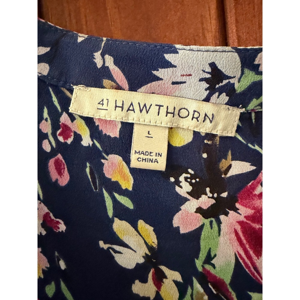 41 Hawthorn Navy Blue Floral Sleeveless Split Neck‎ Button Front Blouse Large - Picture 3 of 4